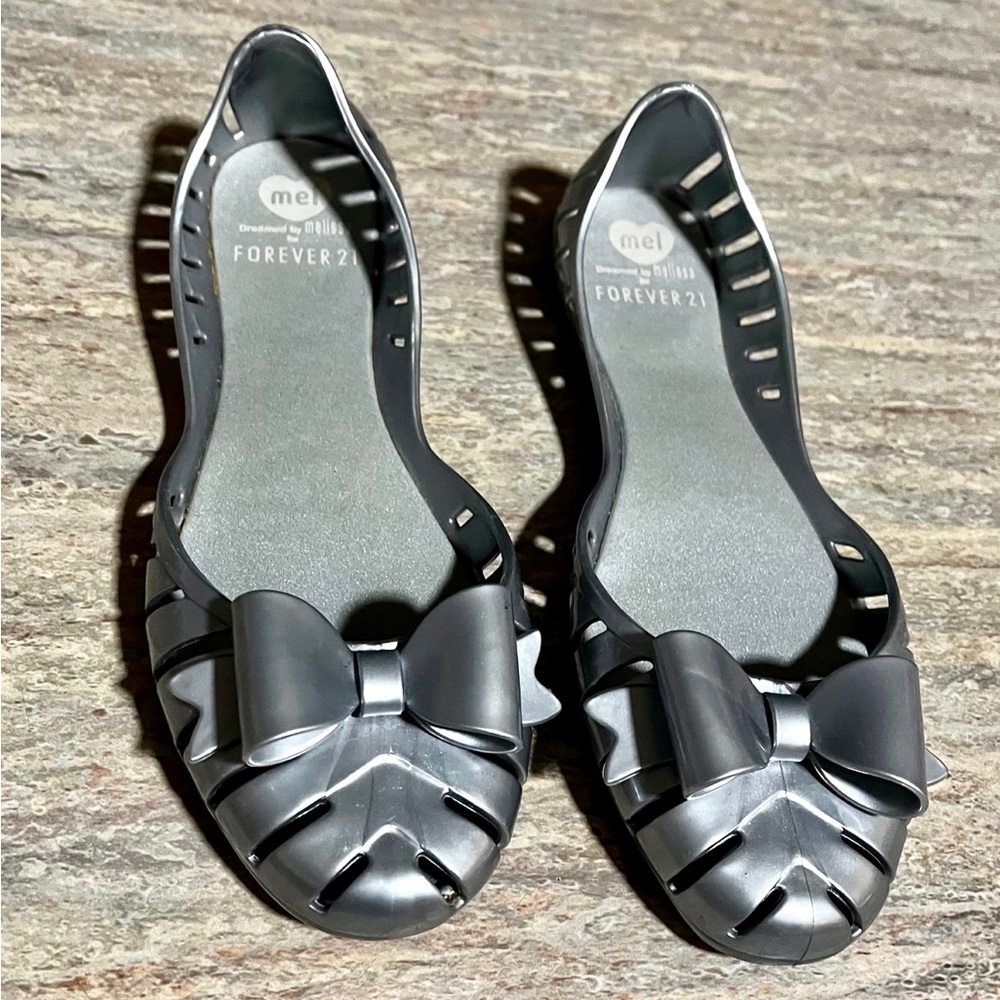 Mel by Melissa X Forever 21 Gray Bow Flats Jelly Shoes